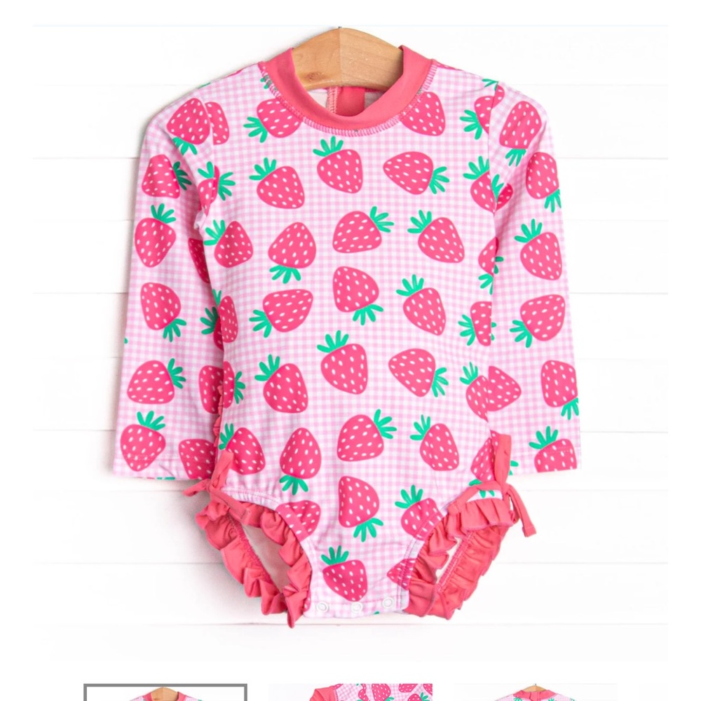 Stitchy Fish Strawberries Rash Guard Swimsuit 18m